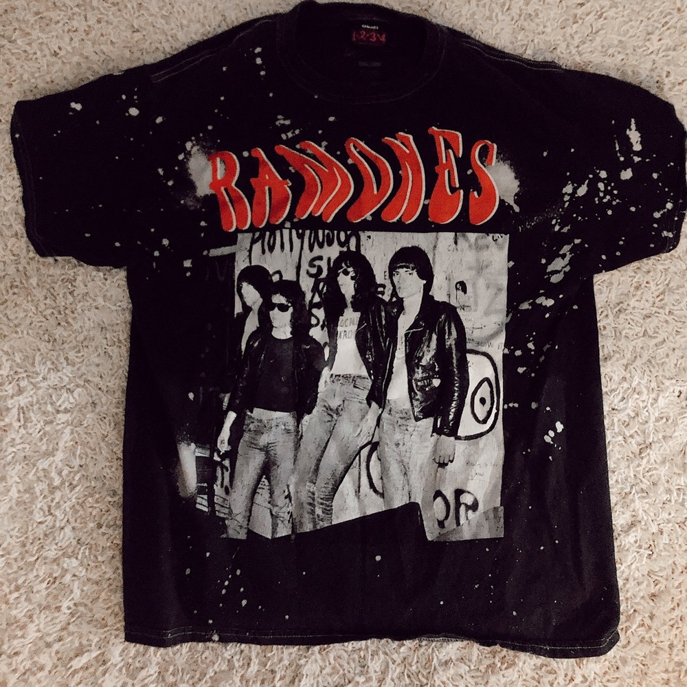 Ramones Band Tee